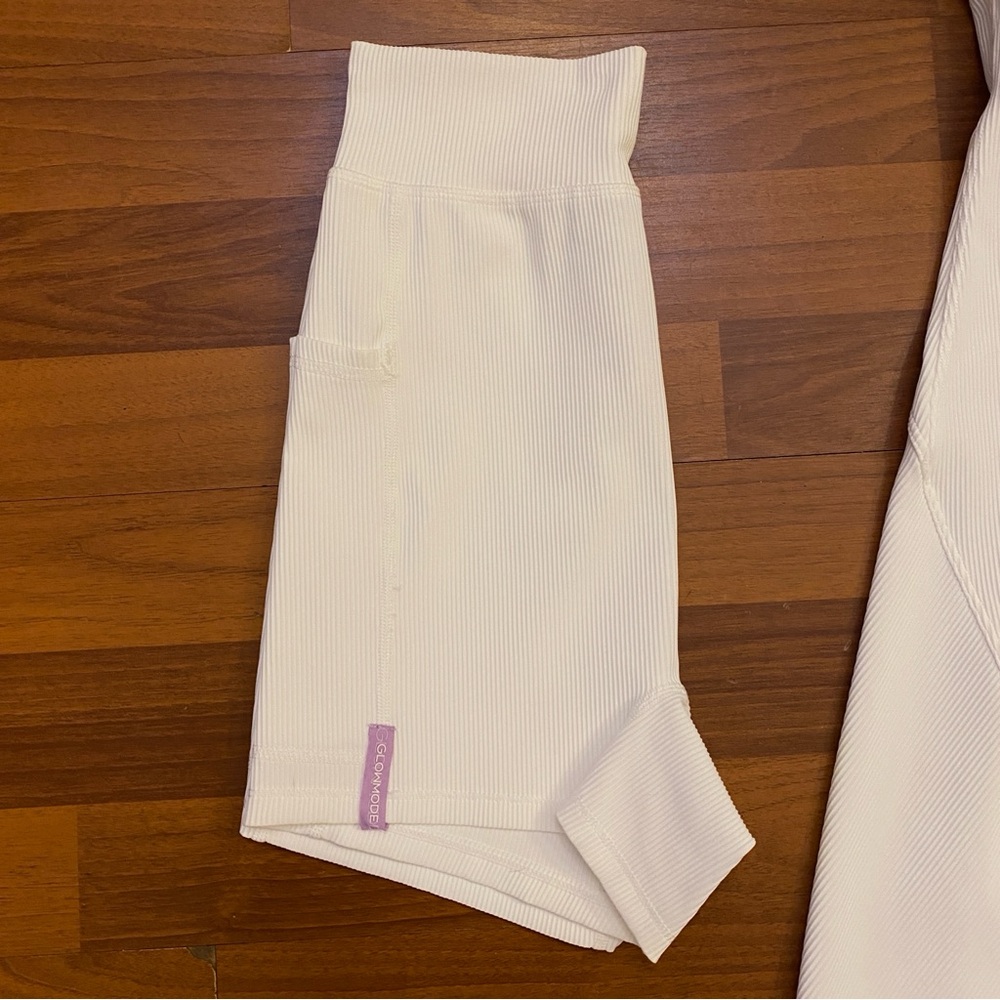 Glowmode Square Up Ribbed Solid Activewear Mini D… - image 4